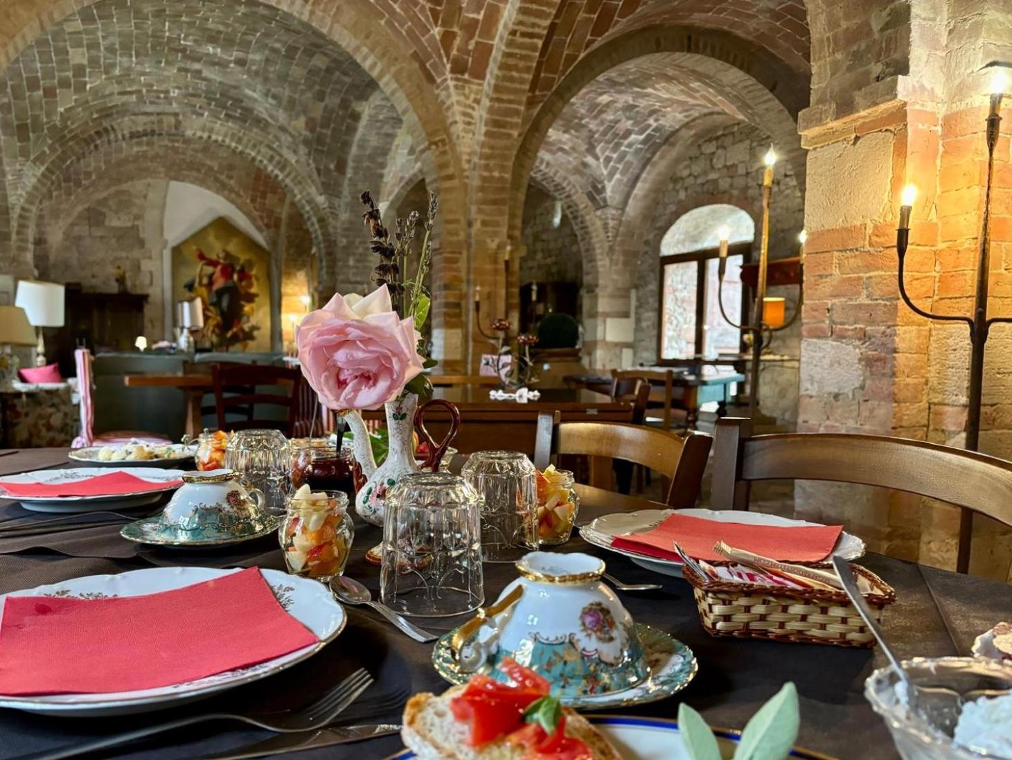 مبيت وإفطار ماليانو إن توسكانا Residenza Santa Maria In Borraccia المظهر الخارجي الصورة